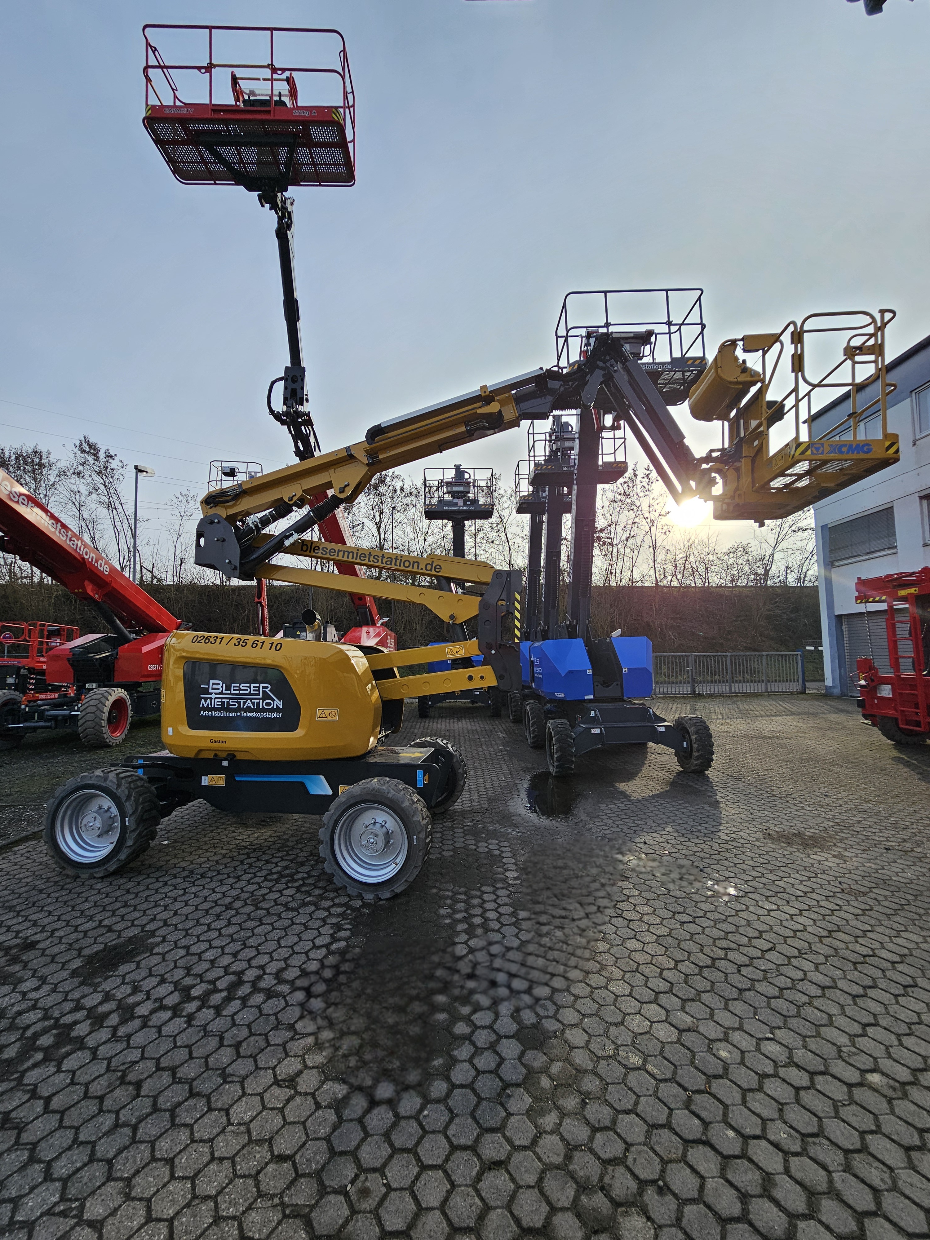 D-Selbstfahrende Gelenkteleskopbühne XCMG XGA16E